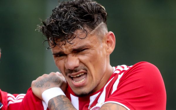 Ολυμπιακός: Στο χειρουργείο ο Τικίνιο – Πότε προβλέπεται η επιστροφή του