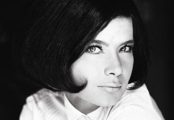 Τζένη Καρέζη: Συγκινεί το μήνυμα του γιου της για τον θάνατό της