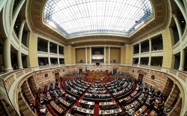 Editorial: The urgent need for political consensus on vaccines, managing pandemic