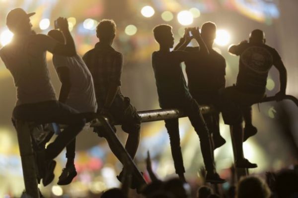 Greek govt orders only seated customers in restaurants-bars-clubs to prevent outbreak of Delta variant