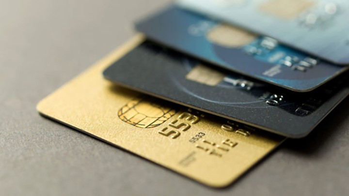Ελλείψεις ημιαγωγών: Κινδυνεύουμε να μείνουμε δίχως πιστωτικές κάρτες