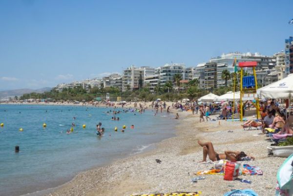 Κοροναϊός: «Βράζουν» οι γειτονιές της Αττικής – Η κατανομή στο Λεκανοπέδιο