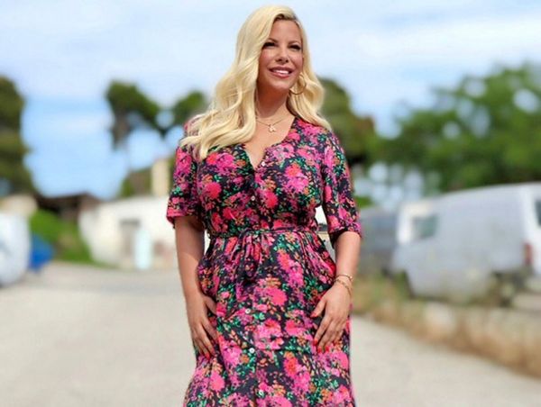 Αντελίνα Βαρθακούρη: Ξεκίνησε διακοπές και το’ριξε στα stories!
