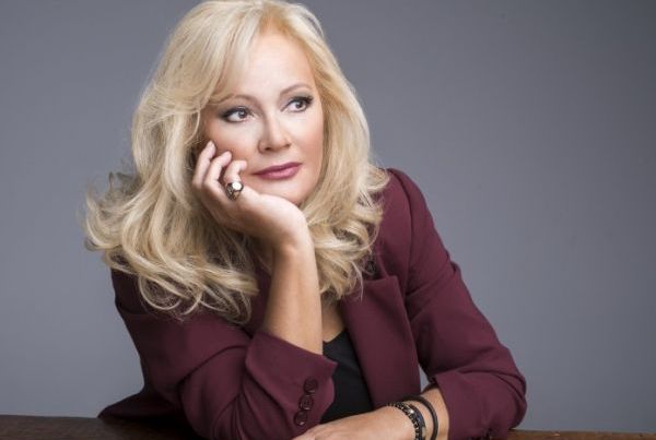 Αγγελική Νικολούλη: Τι κάνει όταν σβήνουν τα φώτα του «Τούνελ»