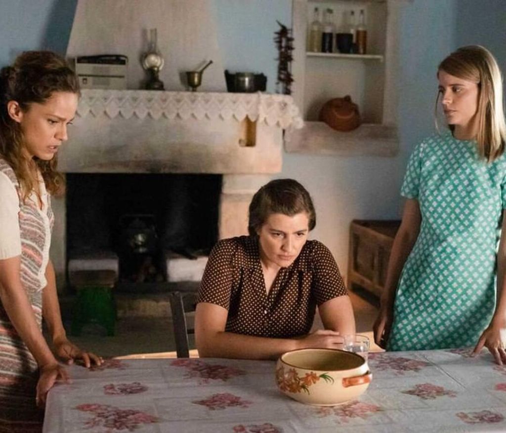 Άγριες Μέλισσες: Το βίντεο από τα γυρίσματα που μας έκανε να λιώσουμε