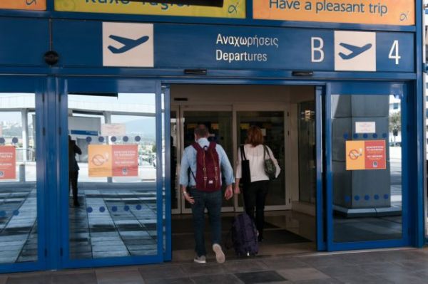 Κεφαλονιά: Συνελήφθησαν εννέα αλλοδαποί που προσπάθησαν να ταξιδέψουν παράνομα στο εξωτερικό