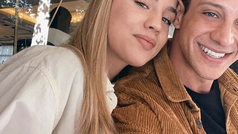 Αλεξάνδρα Εξαρχοπούλου, γιατί δεν έκανες καραντίνα μαζί με τον Ηλία Μπογδάνο;