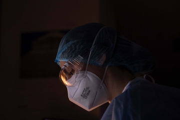 Κρήτη: Ασθενής σε παροξυσμό άρπαξε νοσοκόμα από τον λαιμό