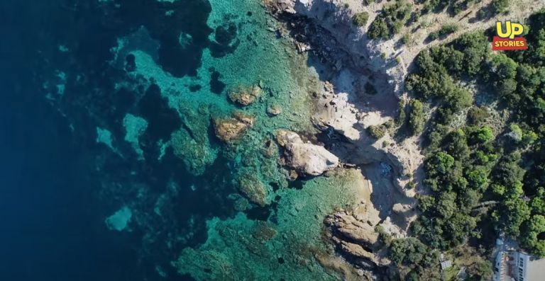 Σούνιο: Κι όμως υπάρχουν μοναχικές παραλίες μία ώρα από το κέντρο της Αθήνας