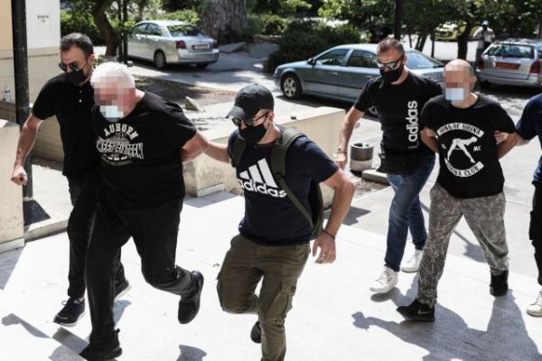 Ηλιούπολη: Ένταλμα και για τρίτο άτομο στην υπόθεση της 19χρονης