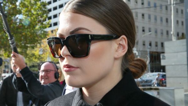 Μπελ Γκίμπσον: Η influencer με τους 300.000 followers – Είπε ψέματα στον κόσμο ότι έχει καρκίνο