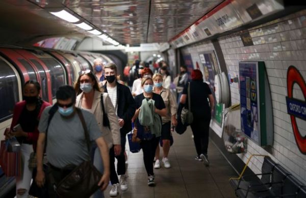 Βρετανία: Νέα αύξηση κρουσμάτων – Εφτασαν τις 48.553