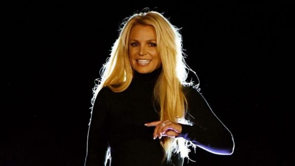 Μπρίτνεϊ Σπίαρς: Αποκαλύψεις από τον πρώην μάνατζέρ της για την κηδεμονία της