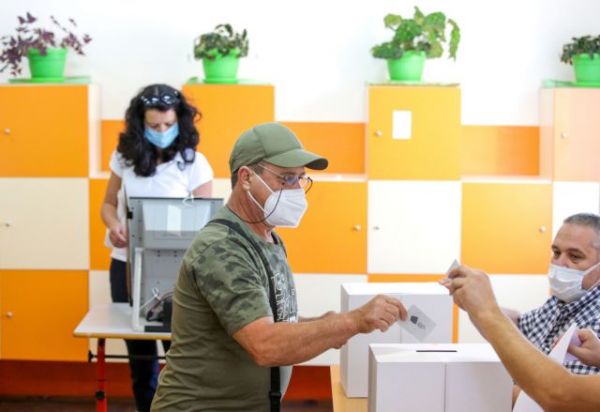 Βουλγαρία: Στις κάλπες ξανά οι πολίτες – Για δεύτερη φορά σε 100 ημέρες