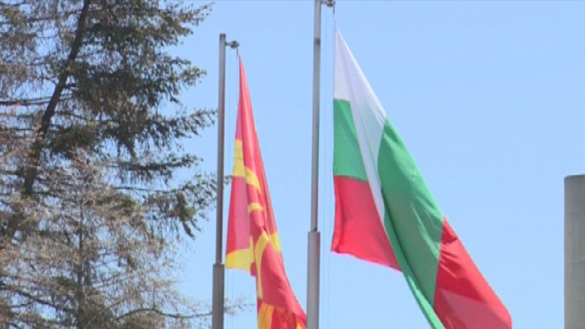 Βουλγαρία – Β. Μακεδονία: Αντί να συμφωνήσουν έδωσαν στη δημοσιότητα τις «κόκκινες» γραμμές τους