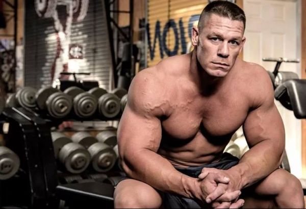 Τζον Τσένα: Ένας καλόκαρδος γίγαντας του WWE, θύμα bullying