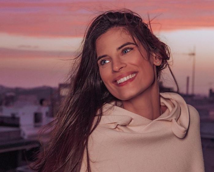 Χριστίνα Μπόμπα: «Έχουμε χρέος ως influencers να μιλήσουμε για τους εμβολιασμούς»