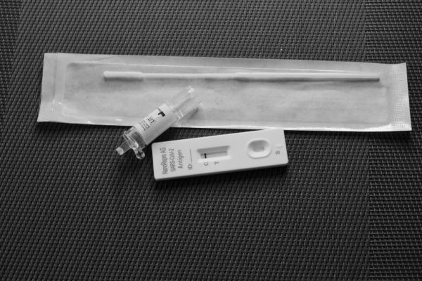 ΣτΕ: Απορρίφθηκε η προσφυγή γονέων και καθηγητών για τα self test