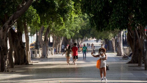 Κούβα: Ο ιός εξαπλώνεται με ταχύ ρυθμό – Ανευ προηγουμένου αριθμοί θανάτων και κρουσμάτων