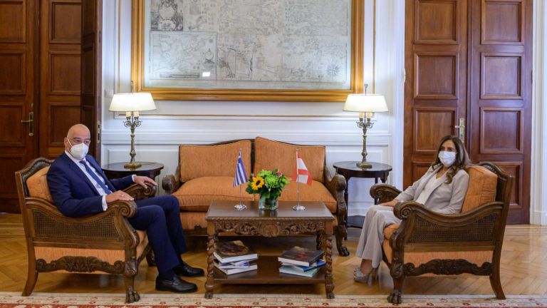 Δένδιας: Μας ανησυχεί ο αποσταθεροποιητικός ρόλος της Τουρκίας – Συνάντηση με την ΥΠΕΞ του Λιβάνου