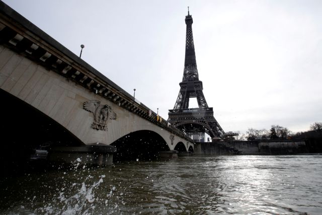 Γαλλία: Ανοίγει ξανά ο Πύργος του Άιφελ μετά από εννέα μήνες που παρέμεινε κλειστός