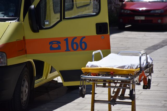 Aνδρος: Τροχαίο με επτά τραυματίες –  διασωληνώθηκε 14χρονος