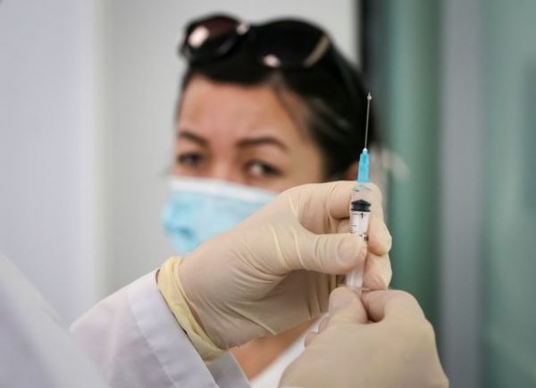Ουγγαρία: Η χώρα θα καταστήσει υποχρεωτικό τον εμβολιασμό των νοσηλευτών