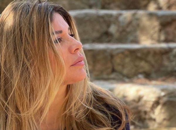 Έρρικα Πρεζεράκου: Ξεκαθαρίζει τι συνέβη με την μεταφορά της 7χρονης Αναστασία από την Αμερική