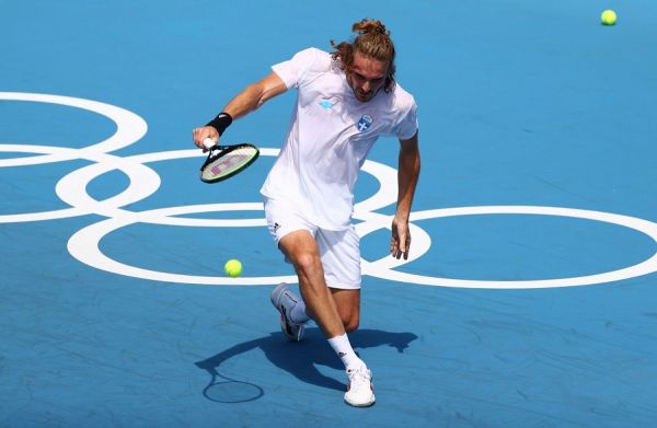 Ο Στέφανος Τσιτσιπάς χαλαρώνει στην μπανιέρα πριν τη μεγάλη μάχη