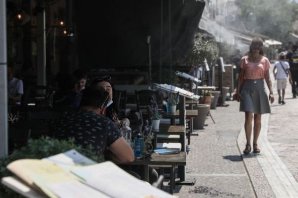 Κοροναϊός: Ώρα ανακοινώσεων για εστίαση και υποχρεωτικούς εμβολιασμούς – Τα σενάρια που εξετάζονται