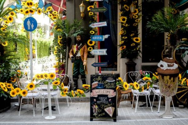 Εστίαση: Μέχρι τέλος του μήνα οι αιτήσεις για το πακέτο στήριξης