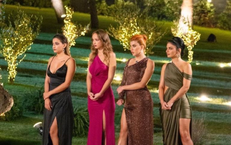 The Bachelor: Πρώην παίκτρια χώρισε και το ανακοίνωσε στα social media