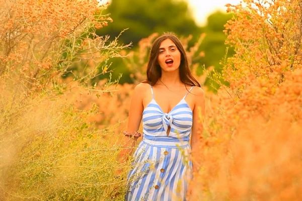 «Θα σου πω εγώ»: Νέο τραγούδι της Νεφέλης Φασούλη με τον Δημήτρη Μεντζέλο