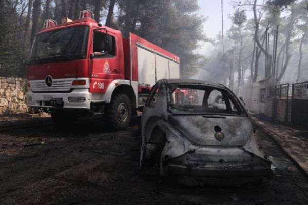 Φωτιά στη Σταμάτα: Για εμπρησμό από αμέλεια κατηγορείται ο 64χρονος μελισσοκόμος