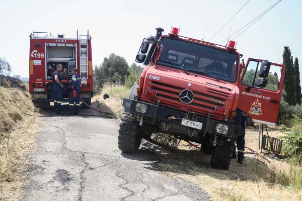 Θεσσαλονίκη: Φωτιά στο Πλαγιάρι – Δεν απειλήθηκε το Παιδικό Χωριό SOS