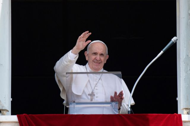 Πάπας Φραγκίσκος: Ομαλά η υγεία του μετά την εγχείρηση που έκανε