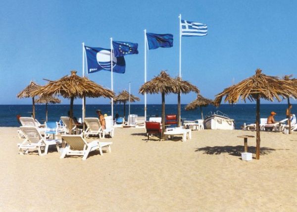 Γαλάζιες Σημαίες 2021: Πάνω από 500 ακτές βραβεύτηκαν φέτος στη χώρα μας