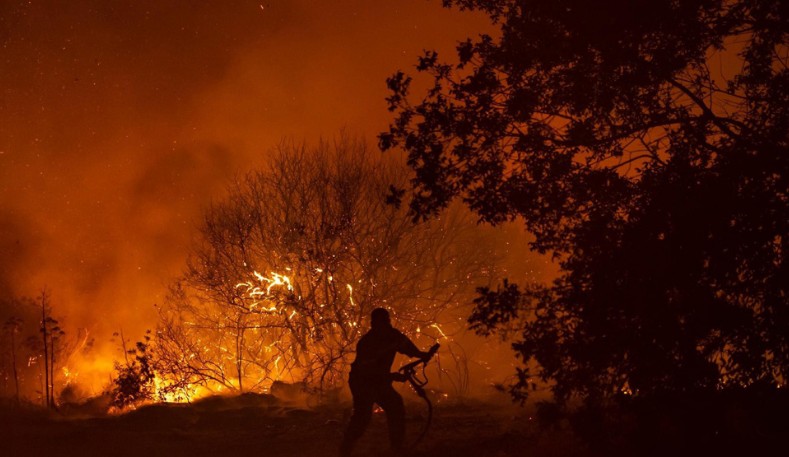 ΥΠΕΣ Κύπρου: «Βιώνουμε την καταστροφικότερη πυρκαγιά από καταβολής της Κυπριακής Δημοκρατίας»