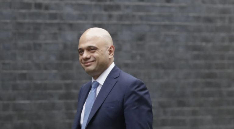 Σάλος μετά το tweet του Βρετανού υπουργού Υγείας για τον κοροναϊό – Ζήτησε συγγνώμη