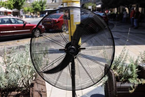Καύσωνας – Πρόγνωση σοκ – Η θερμοκρασία… στον ήλιο θα φθάσει τους 50 βαθμούς