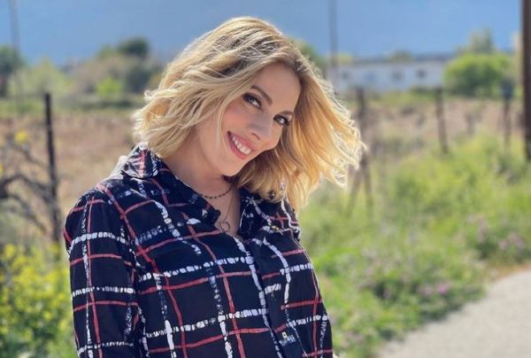 Σμαράγδα Καρύδη: Καταλαβαίνω τους ανθρώπους με φοβίες, αλλά είναι ο μόνος τρόπος να προφυλαχτούμε