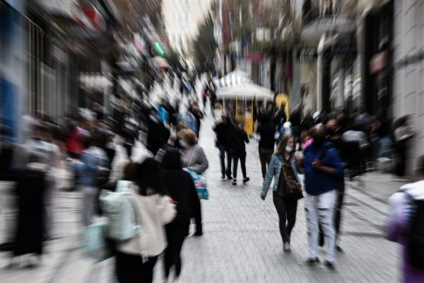 Σκέψεις για επιστροφή του click away μόνο για τους ανεμβολίαστους – Τι λένε οι καταστηματάρχες