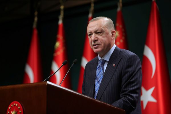 «Μείνε στη χώρα σου»: Σφοδρές αντιδράσεις στα κατεχόμενα για την επίσκεψη Ερντογάν
