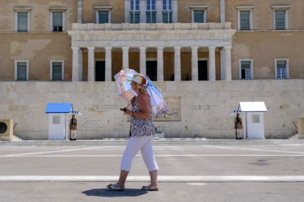 Έρχεται καύσωνας διαρκείας – Σε ποιες περιοχές θα δούμε 45αρια