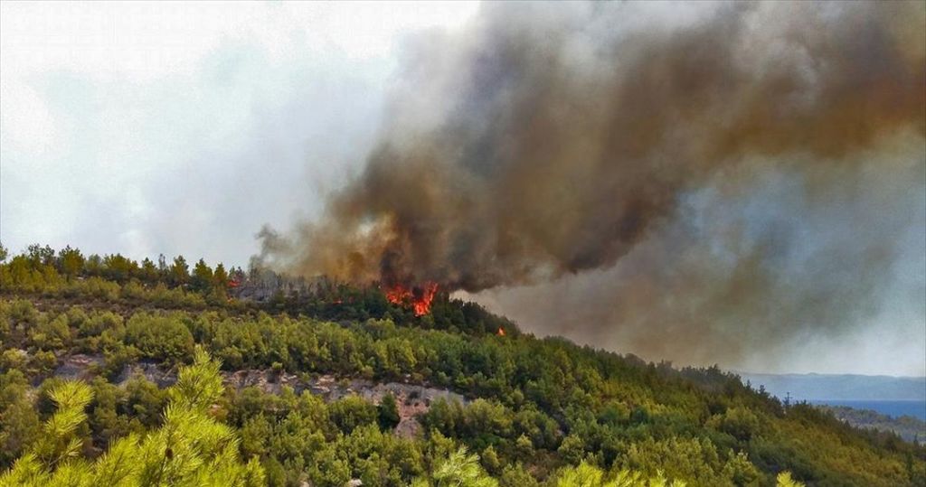 Φωτιές: Πολύ υψηλός κίνδυνος πυρκαγιάς το Σάββατο για Αττική, Πελοπόννησο και Κρήτη
