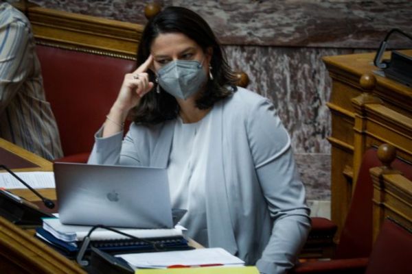 Τσακαλώτος – Κεραμέως: Αντάλλαξαν «βαριές» κουβέντες για τα πανεπιστήμια