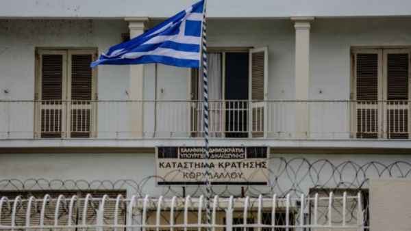 Κορυδαλλός: Προσπάθησε να περάσει ναρκωτικά μέσα στις φυλακές