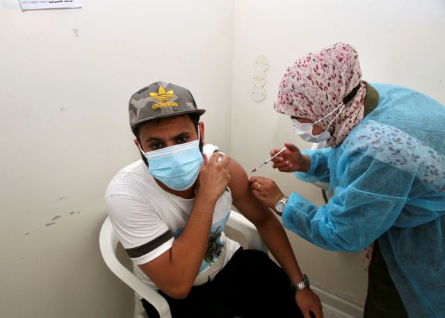 Λιβύη: Εκτεταμένη εκστρατεία εμβολιασμού – Στα ύψη τα κρούσματα