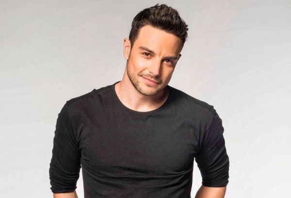 Άρης Μακρής: Η φιλία του με την Έρρικα Πρεζεράκου και η συγκίνησή του για την απώλεια της μικρής Αναστασίας για