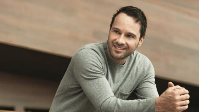 Μέμος Μπεγνής: «Ψάξτε αλλού για αντιεμβολιαστές, εγώ είμαι κατά των απειλών»